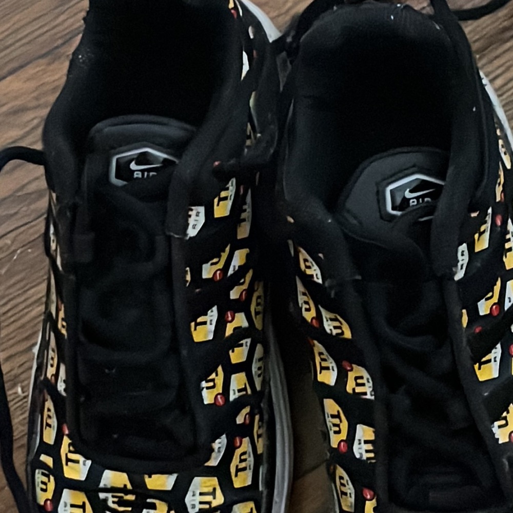 Custom Nikes - Picture 3 of 3